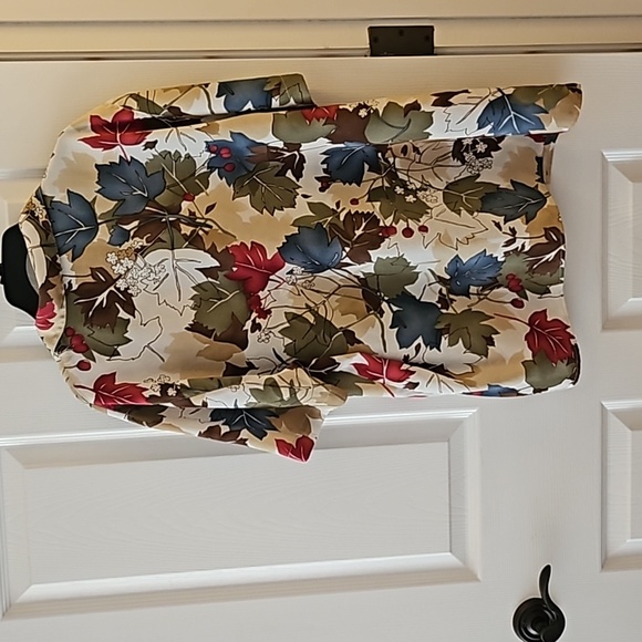 Autumn Foliage Button-down Shirt - Picture 6 of 8